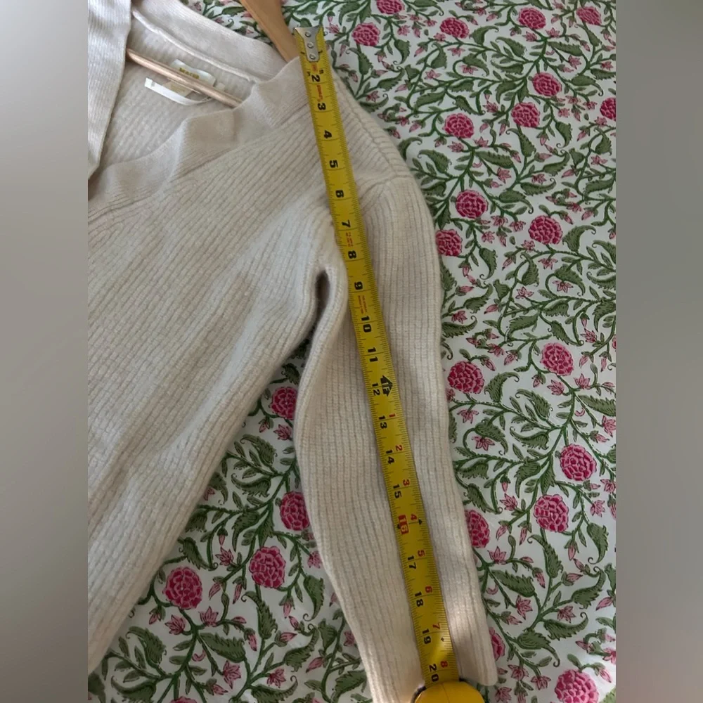 Maeve by Anthropologie 100% Cashmere Cream Colored Cropped Cardigan - Picture 9 of 10